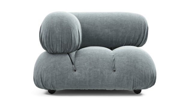 The Bellini – セルリアンシェニール, 左コーナー