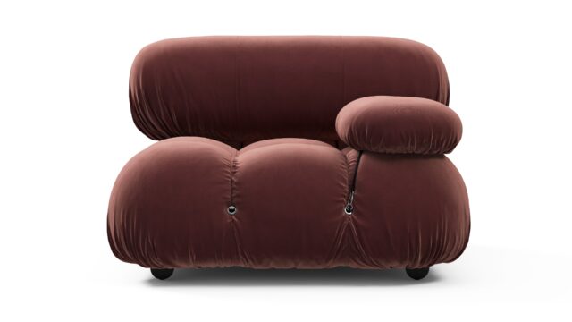 The Bellini – マルーンベルベット, 右肘