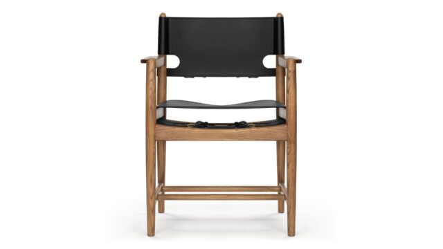 The Aksel – ディープブラック・ヴィーガンレザー, アームチェア