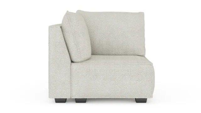 Elaine – ホワイトブークレ, 左コーナー